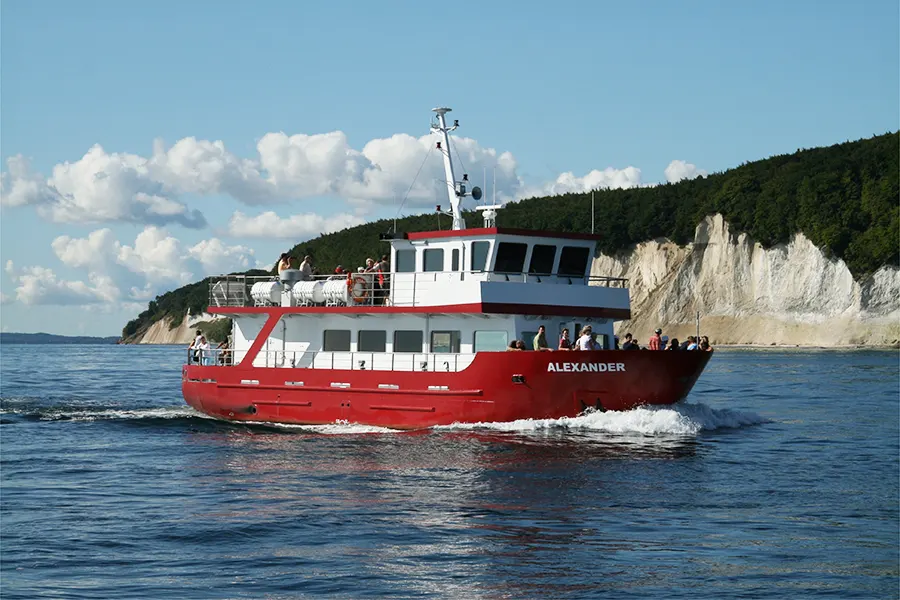 schiffstour-kreidefelsen-ruegen-ms-alexander-sassnitz