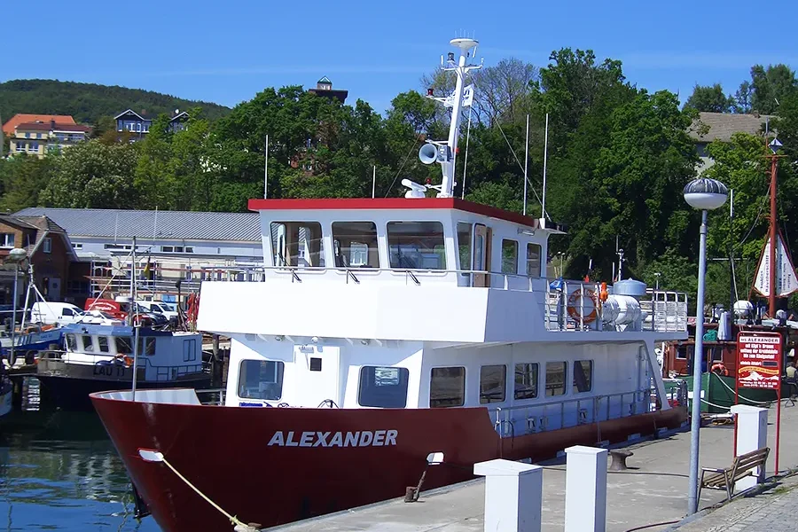 schiffstouren-sassnitz-insel-ruegen-kreidekueste-jasmund